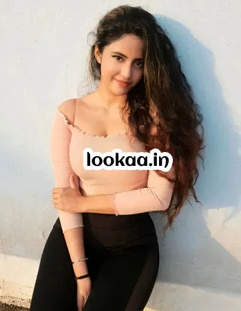 Gorgeous Lucknow Call Girl